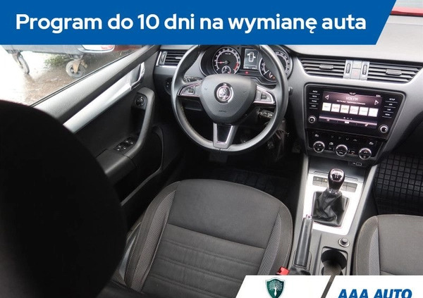 Skoda Octavia cena 49000 przebieg: 137178, rok produkcji 2018 z Głowno małe 172